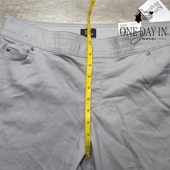 Kim Rogers Petite Super Stretch Straight Leg Pants Size 12P - Picture 4 of 6